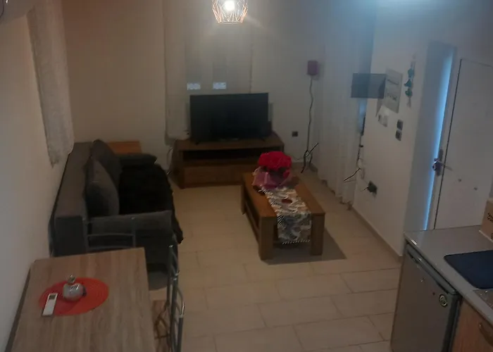 Sunnyside Apartman *